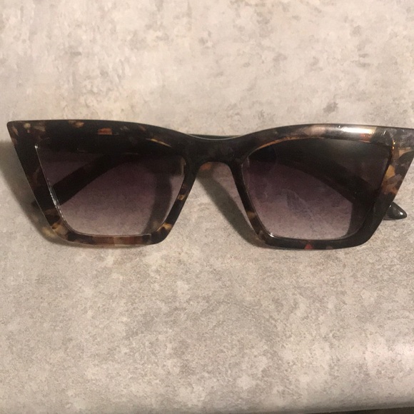 😎Retro/vintage/unique cat eye sunglasses - Picture 5 of 6